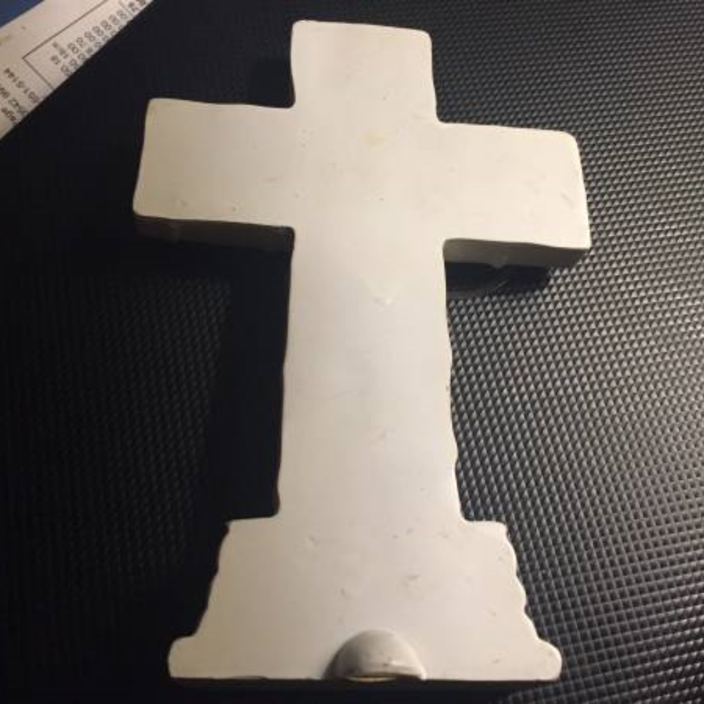White table cross - Picture 2 of 2